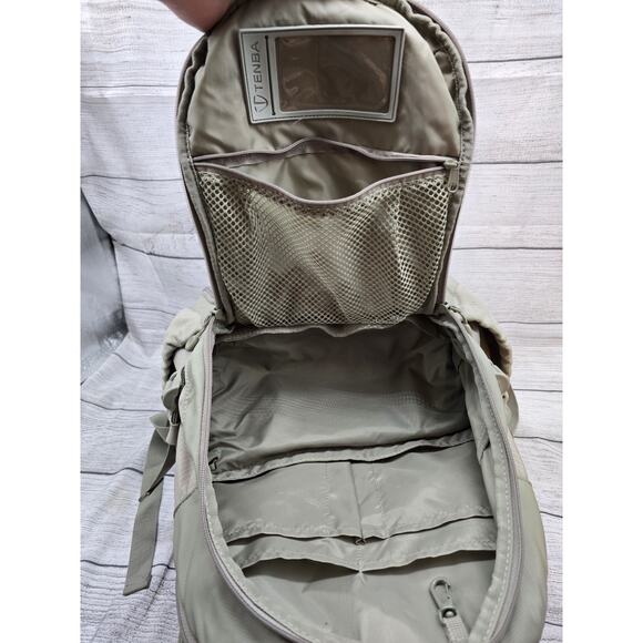 Tenba 637-322 Photo/Tablet DayPack Backpack - Picture 8 of 11